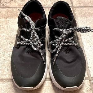 Fitflop tennis shoes